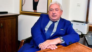 Známý český fotbalový agent skončil v nemocnici, Paska prodělal mrtvici