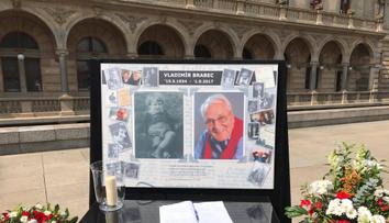 Sbohem, majore Zemane! Lidé se loučí s legendárním Brabcem