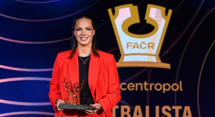 Fotbalistka roku Stašková: Ženský fotbal jde u nás nahoru, za to jsem moc ráda