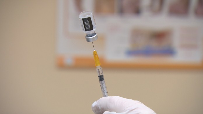 Zmutované kmeny koronaviru snižují účinnost nových vakcín