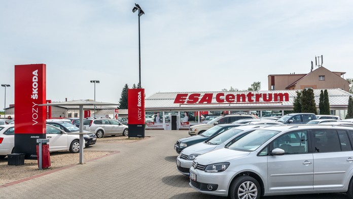 Auto ESA láká zákazníky na nové zimní pneumatiky