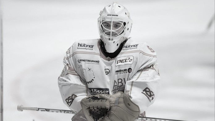 Po boji se zákeřnou nemocí zemřel mladý gólman, na léčbu přispěly i hvězdy NHL