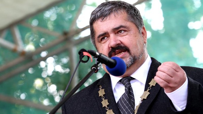 Starostové chtějí ukončit spojení s TOP 09: Kalousek nás zabíjí, tvrdí