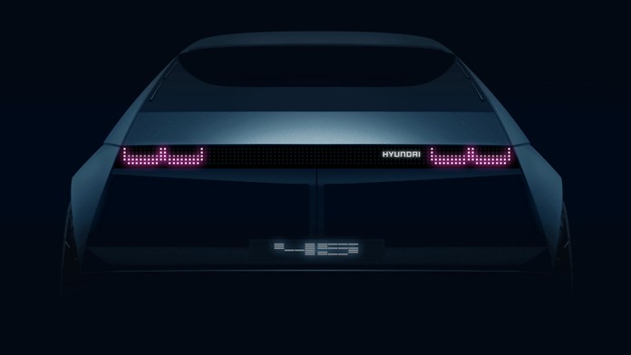 Hyundai začíná novou éru autem, které se vrací do sedmdesátek