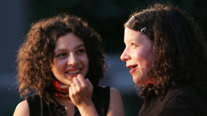 Sestry Steinovy, Lucie Steinhauserová (vpravo) a Karolina Kamberská (vlevo)