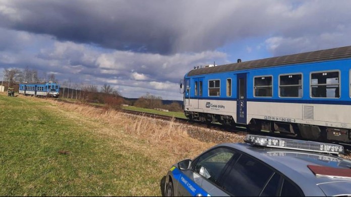 Pár metrů od tragédie: U Písku proti sobě jely dva vlaky