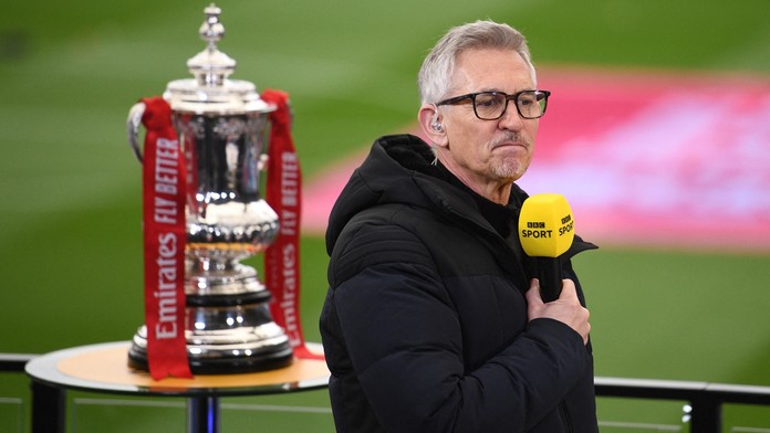 BBC zakopala válečnou sekeru. Oblíbený Lineker se vrací na obrazovku