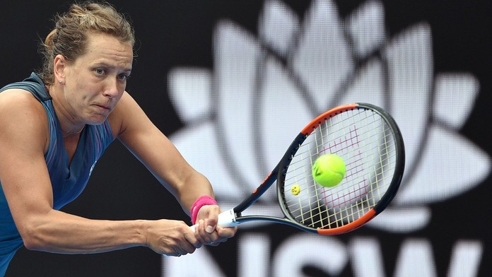 Strýcová v Sydney vypadla, Veselý skončil v Aucklandu ve čtvrfinále