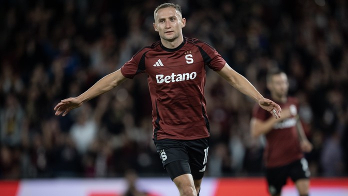 Jan Kuchta slaví gól