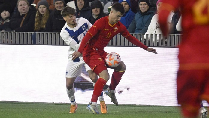 Vlastňák roku? Finský obránce nádherně přeloboval svého gólmana