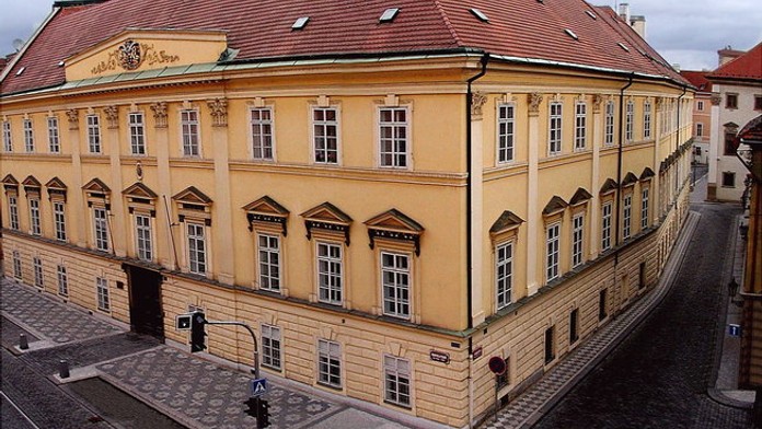 Ministerstvo podpoří 360 miliony žáky se zdravotním postižením