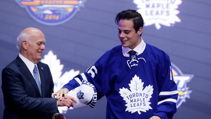 Jedničkou draftu se stal Matthews, co vyměnil baseball za hokej!