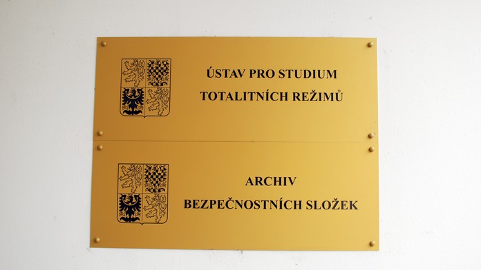 Ústav pro studium totality neřešil kauzu Pernes, ohradil se proti ČSSD