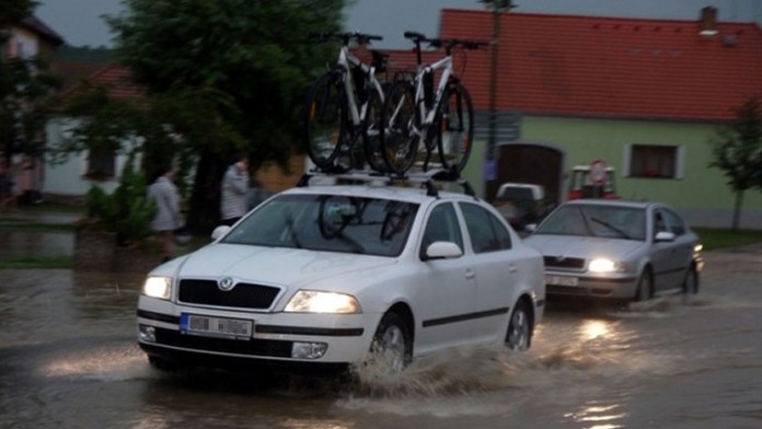 VÝSTRAHA: Pozor na řeky! Budou stoupat hladiny, zejména na Berounce