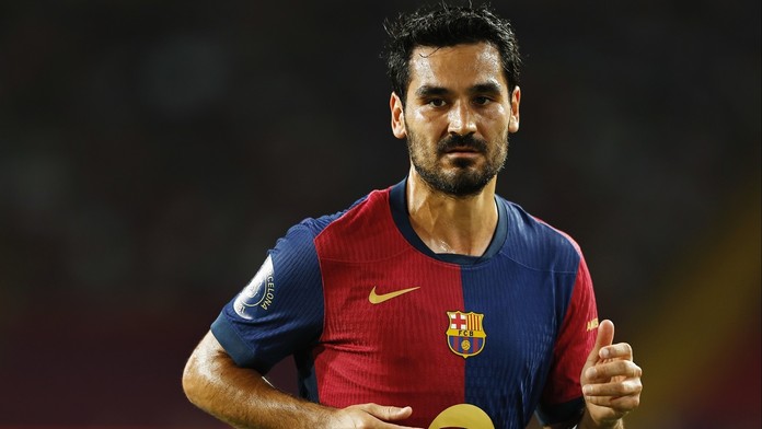 Gündogan se vrací do Anglie. Po roce v Barceloně znovu oblékne dres City