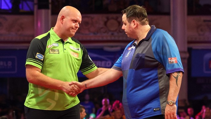 Mistr světa přijde o status profíka. Není větší podvodník než on, říká van Gerwen