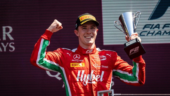 10 nováčků v posledním závodě F1. O koho jde a proč musí startovat?