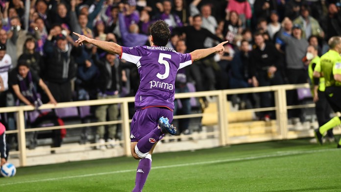 Fiorentina zdolala AS Řím a dotlačila se na svého soupeře v boji o Evropskou ligu