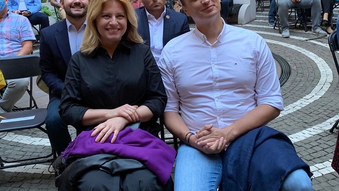 Zamilovaná slovenská prezidentka ukázala první fotku s partnerem 