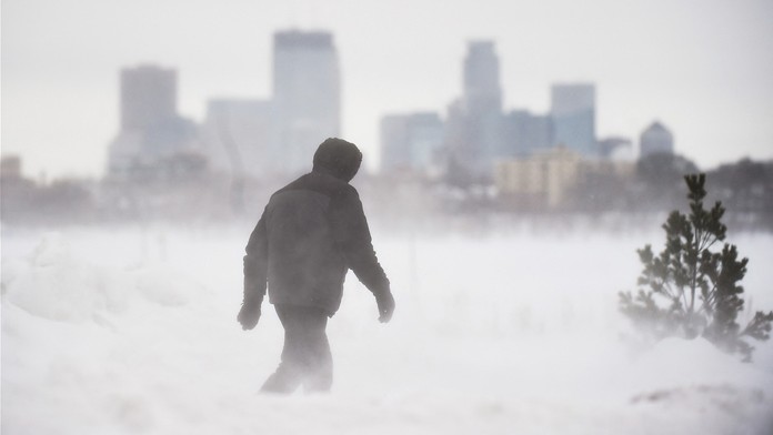 Sněhová bouře zasáhla i Minneapolis (22. 2. 2023)
