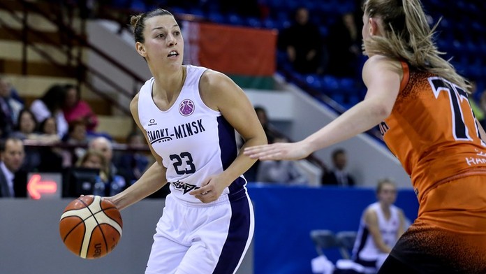 Pijte vodku, vtipkovali. Basketbalistka Bartáková z Běloruska raději utekla
