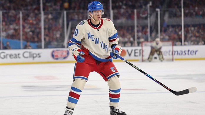 Vymezil se vůči Putinovi, teď ho v NHL nechtějí. Hvězdě Rangers neprodlouží smlouvu