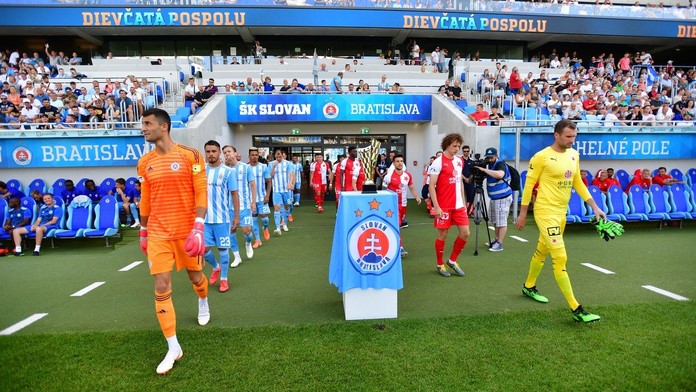 Slavia prohrála i podruhé. V Bratislavě podlehla Slovanu 2:3
