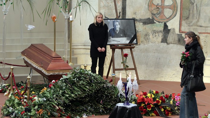 Pozor na omezení v dopravě! Průvod prochází Prahou