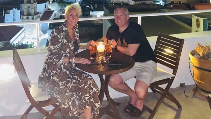 Horor na dovolené. Z luxusního hotelu odvezli hosty do karantény