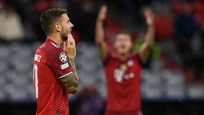 Obránce Bayernu Mnichov má jít do vězení. Chybět může půl roku