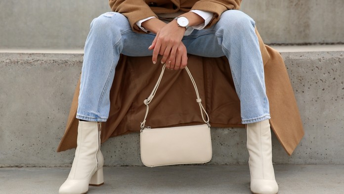 Jak nosit dámské kozačky ke každému outfitu? Podívejte se na naše nápady!