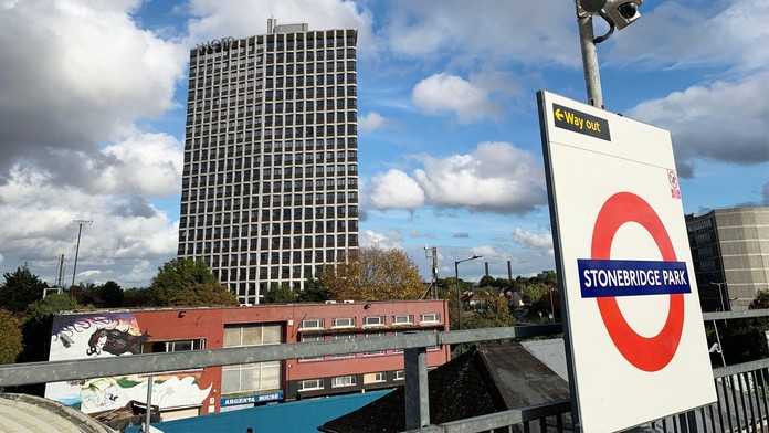 Budova Wembley Point