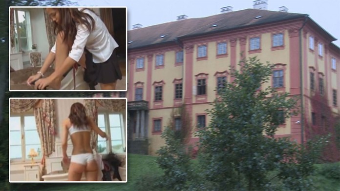 FOTO: Krásnou památku zneuctili natáčením porna! Místní zuří