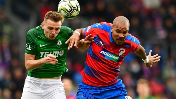 Plzeň bodově dohnala Slavii! Vydřela výhru nad Jabloncem