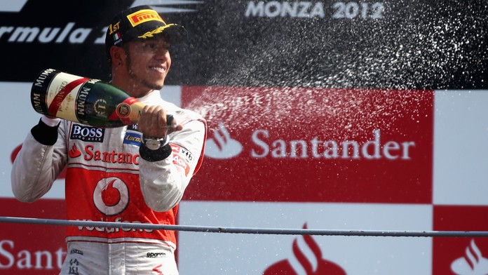 Monzu ovládl Hamilton, lídr šampionátu Alonso dojel třetí