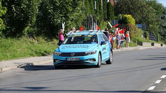 Týmový vůz cyklistické stáje Astana