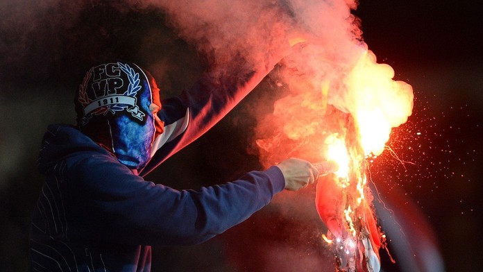 Slavisté dělali v Plzni problémy. Po rvačkách bylo zadrženo 10 lidí!