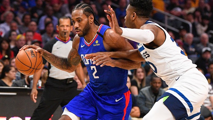 Západu vévodí LA, Lillard má za sebou další 50 bodové utkání