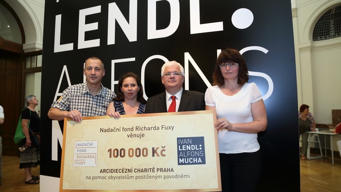 Muchovy plakáty slaví rekordní jubileum. Výstavu navštívilo už 100 000 návštěvníků!