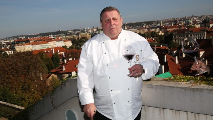 Šéfkuchař Sapík vařil českým prezidentům. Jeho restaurace je teď k pronájmu