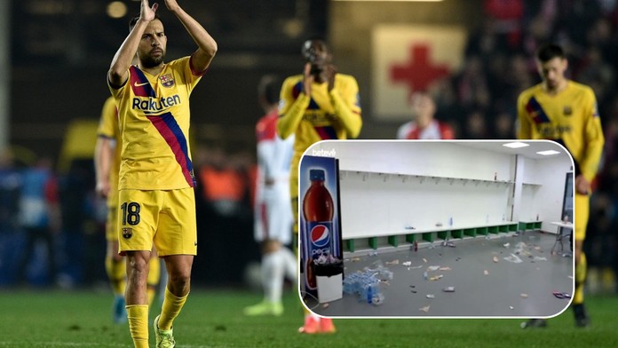 VIDEO: Takhle vypadala kabina Barcelony po zápase se Slavií!
