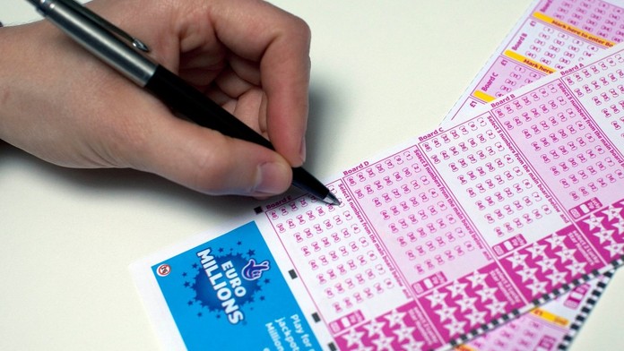 Padl rekordní jackpot! Výherce z Francie získal 5,6 miliardy korun