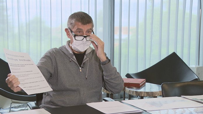 Zákon o evidenci majitelů je fraška, tvrdí Piráti. Chrání prý jen Babiše