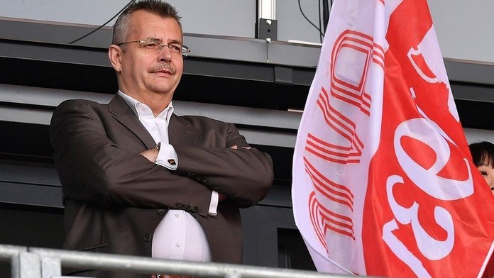 Tvrdík pálil do Sparty, ta vrací úder! Hádají se kvůli Berbrovi
