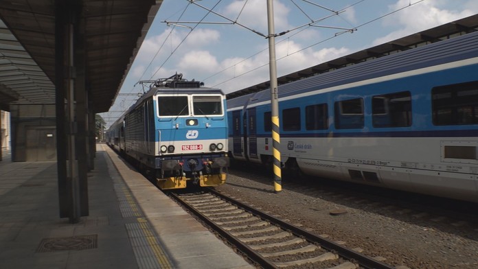 Tragédie na železnici! V Bílině leželo u kolejí lidské tělo
