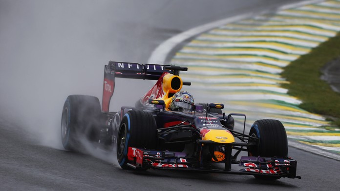 Vettel vládne i v deštivé Brazílii. Urval letos DEVÁTOU pole position