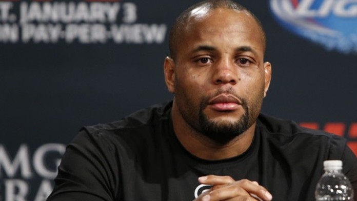 Atraktivní zápas Cormier vs. Jones zrušen! Má UFC záložní plán?