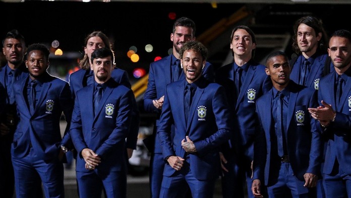 Brazilci vítali navrátilce z Ruska: Na autobus házeli kameny!