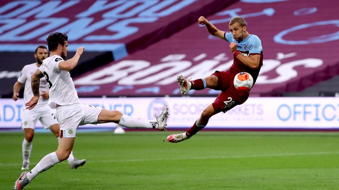 Souček tentokrát neskóroval, jeho West Ham podlehl Burnley 0:1