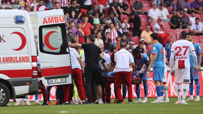 Samsunspor Göztepe fotbal sanitka